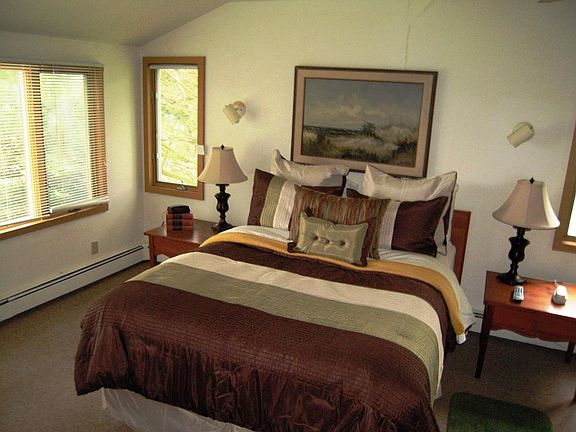 2nd floor Bedroom