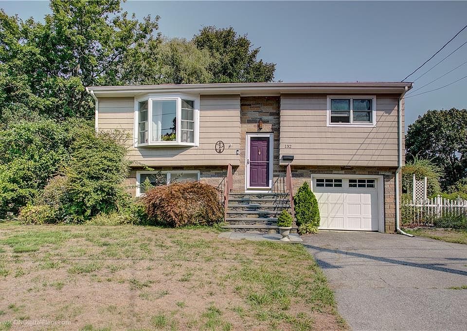 132 Ruggles Ave, Newport, RI 02840 Zillow