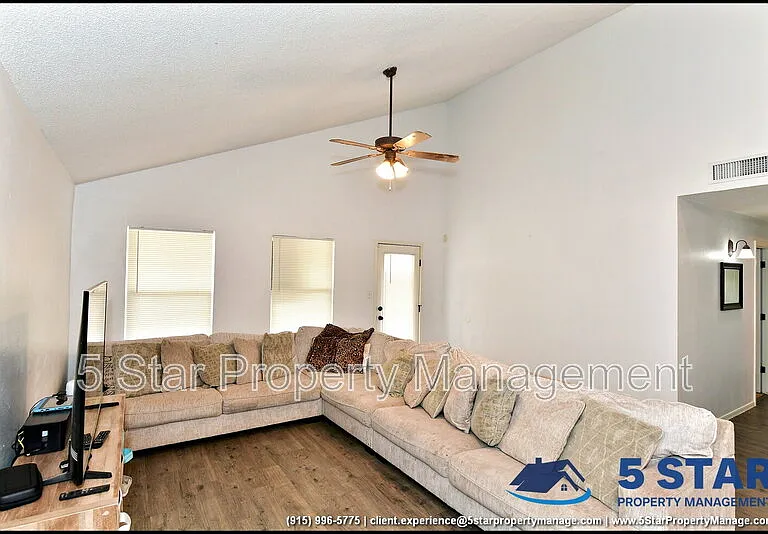 10937 Northview Dr — Photo 21