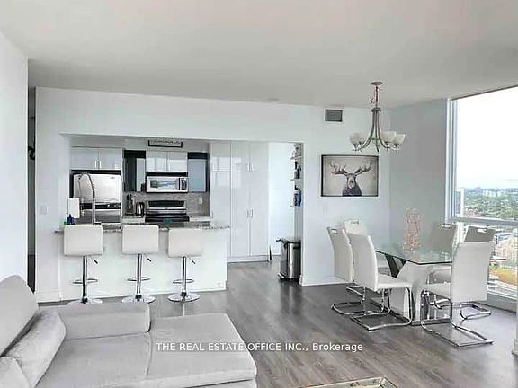 2nd image of 219 Fort York Blvd #Penthouse 02