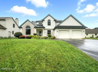 6608 W Meadows Ln, Maumee, OH 43537