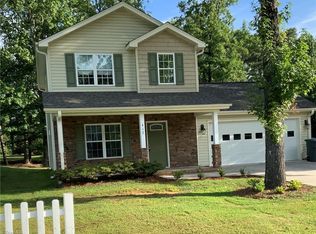 417 Northridge Dr, Eden, NC 27288