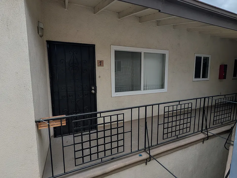 1106 W West Ave #7