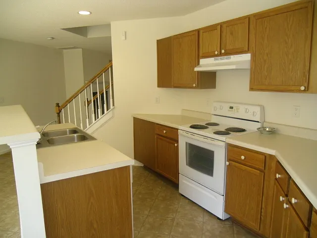 Building Photo - 816 Statler Dr