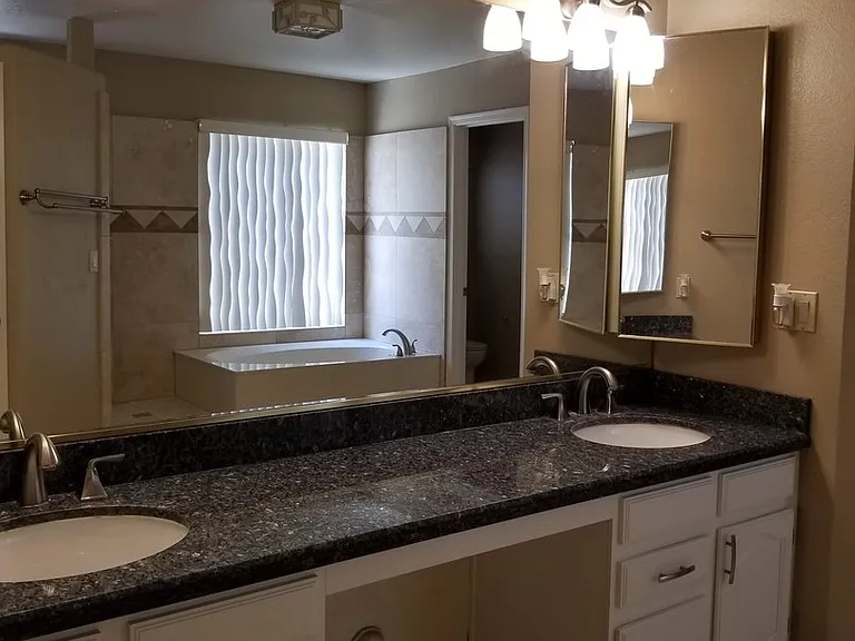 12907 E Sahuaro Dr — Photo 8