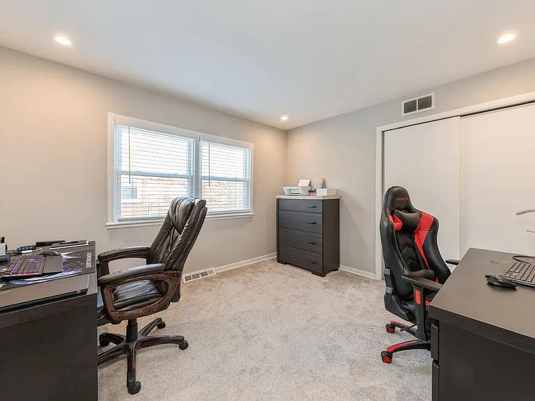 856 E Capri Dr #2 — Photo 6