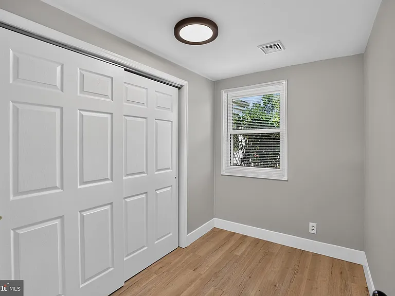 1539 Reservoir Ave — Photo 20