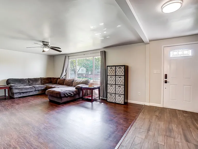 4216 Silver Oak St — Photo 7