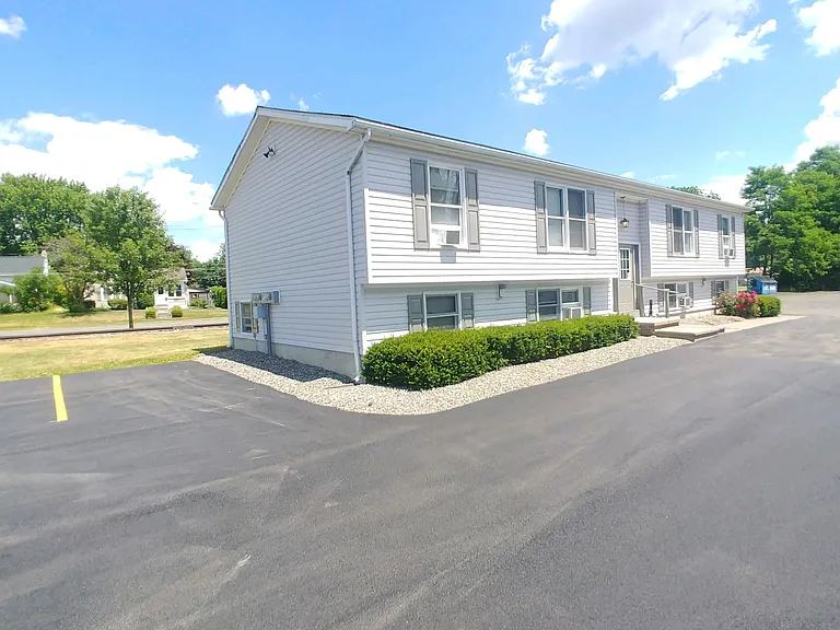 15 S Wayne St #201 — Photo 17