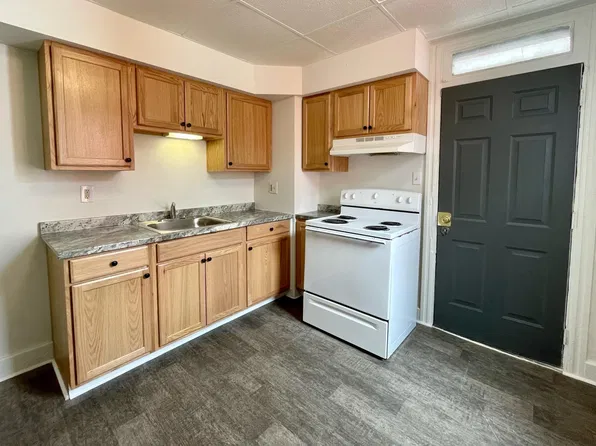 817 E Philadelphia St Floor 2, York, PA 17403