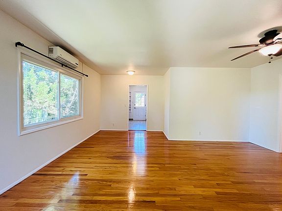 2nd image of 3933 Legion Ln