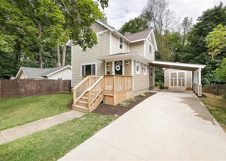 1st image of 637 Sumatra Ave