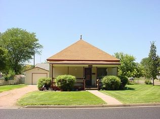 421 Maple St, Julesburg, CO 80737