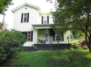 701 W Boyd St, Grafton, WV 26354