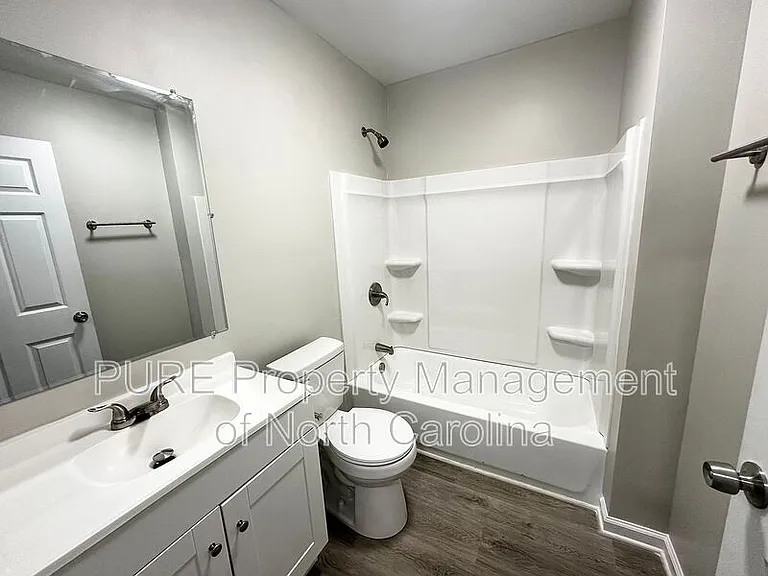 1414 White St — Photo 12