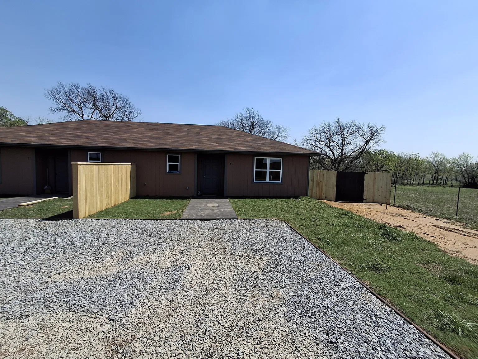 2 bed, 900 sqft, $1,150 — Photo 4