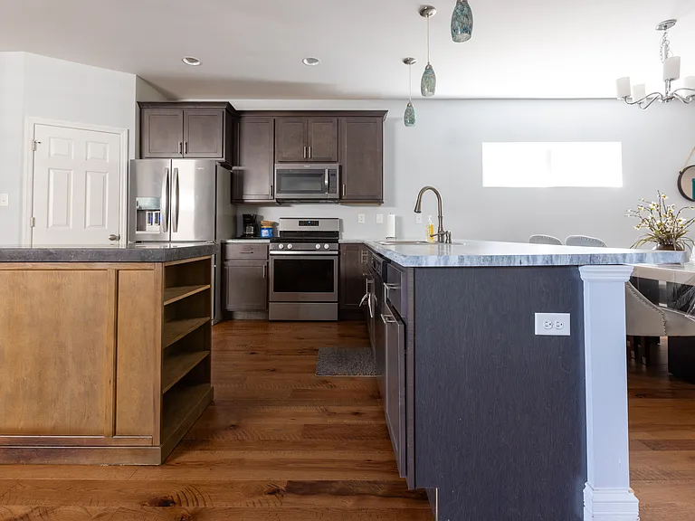 3214 Henrietta St — Photo 50