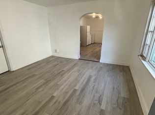 910 N Main St #1, Elmira, NY