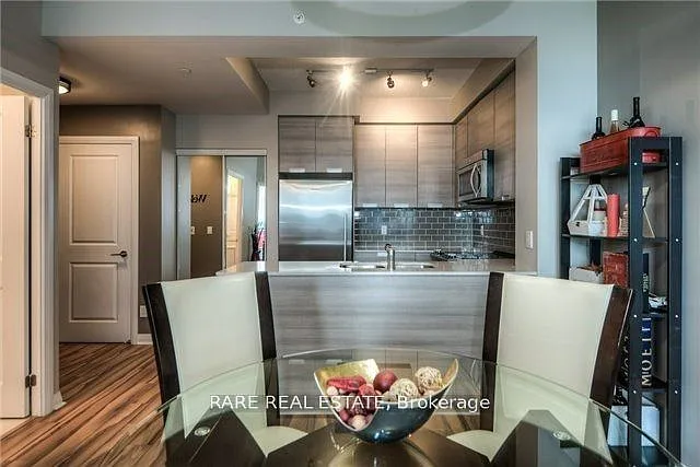 55 Eglinton Ave W #801 — Photo 6