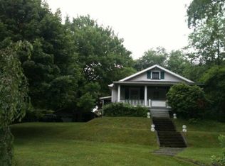 1060 Harvey Run Rd, Freedom, PA 15042