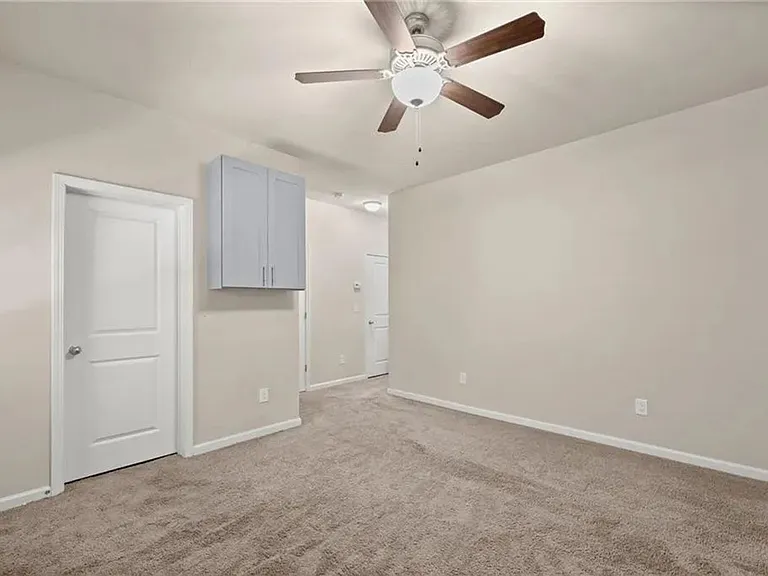 4202 Chatham Ridge Dr — Photo 12
