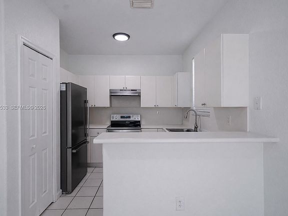 3rd image of 1441 SE 24th Ct #257