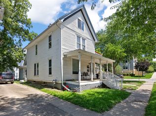 530 E Washington St, Iowa City, IA 52240