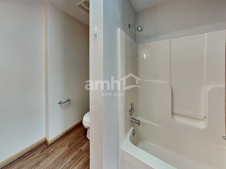 1268 Eds Pl — Photo 11