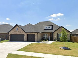 1311 Eureka Rd, Centerton, AR 72719