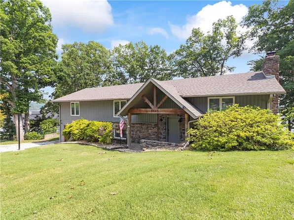 8543 S Lakeshore Dr, Rogers, AR 72756