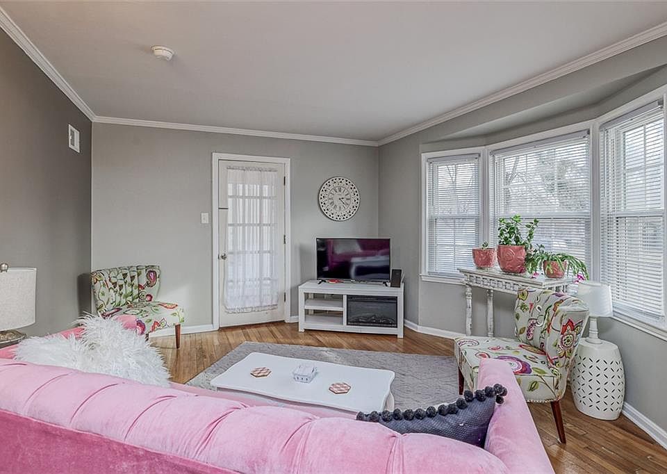 5206 W 50th Ter, Roeland Park, KS 66205 Zillow