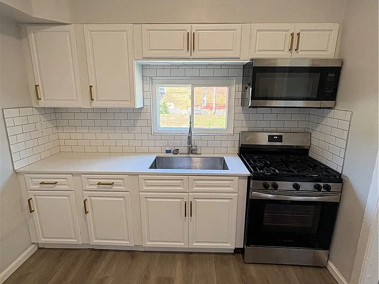 155 Lafayette Ave — Photo 15