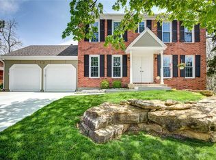 5721 Hauser Dr, Shawnee, KS 66216