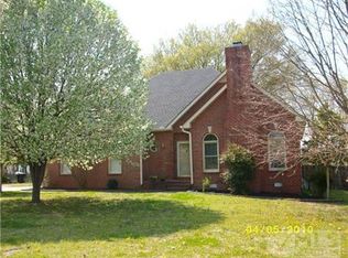 2927 Regenwood Dr, Murfreesboro, TN 37129