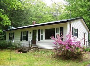 28 Crockett Rd, Gorham, ME 04038