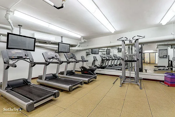 Rented by Sotheby's International Realty | media 16