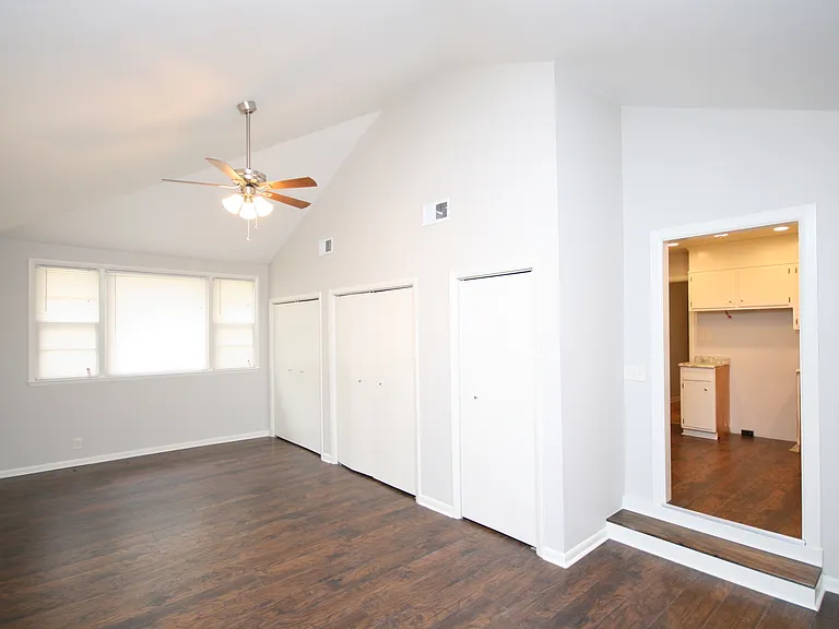 7620 Charlotte Dr SW — Photo 4