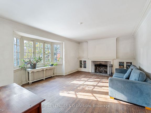 2nd image of 64 Heathdale Rd