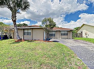 7305 SW 8th Ct, North Lauderdale, FL 33068