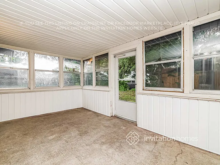 4402 Presidential St — Photo 16