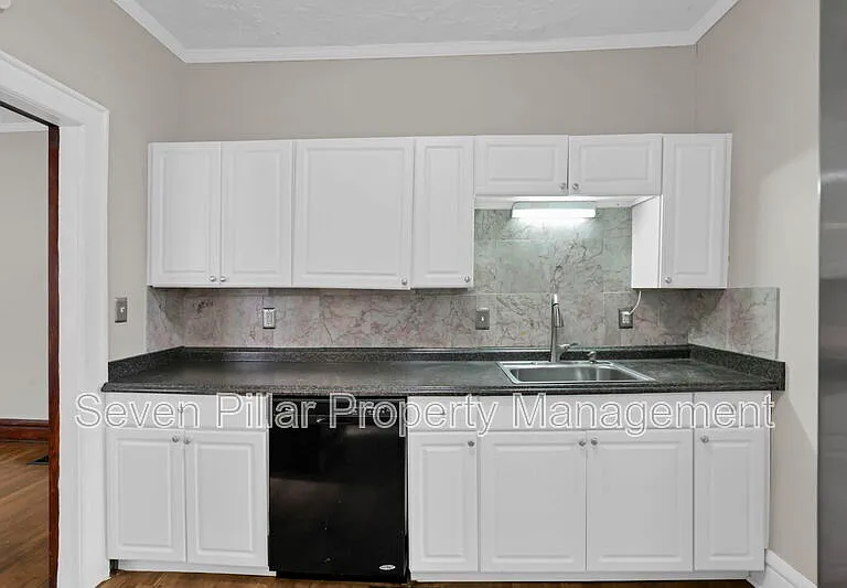 1803 N 4th St — Photo 11
