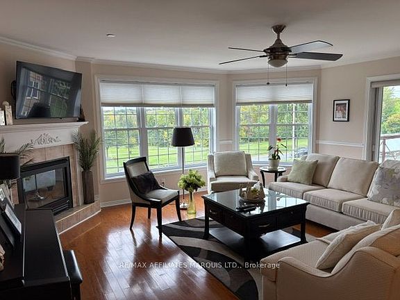 2nd image of 321 Water St W #2