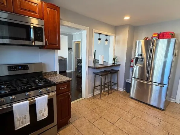 835 Dixie Ln, Plainfield City, NJ 07062