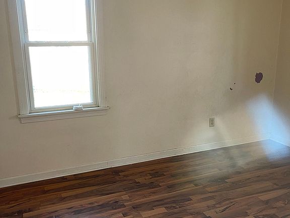 2nd image of 4299 Bailey Ave