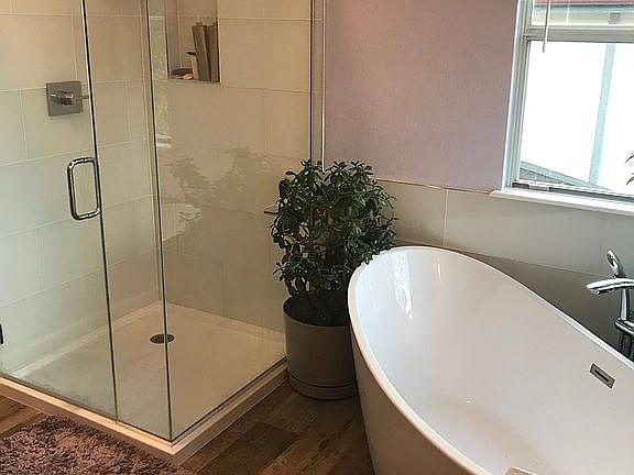 5th image of 10812 Shaw Ct