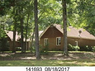 5716 Crescent Dr, Chapel Hill, NC 27517