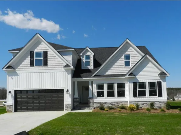81 Chinquapin Ct, Four Oaks, NC 27524