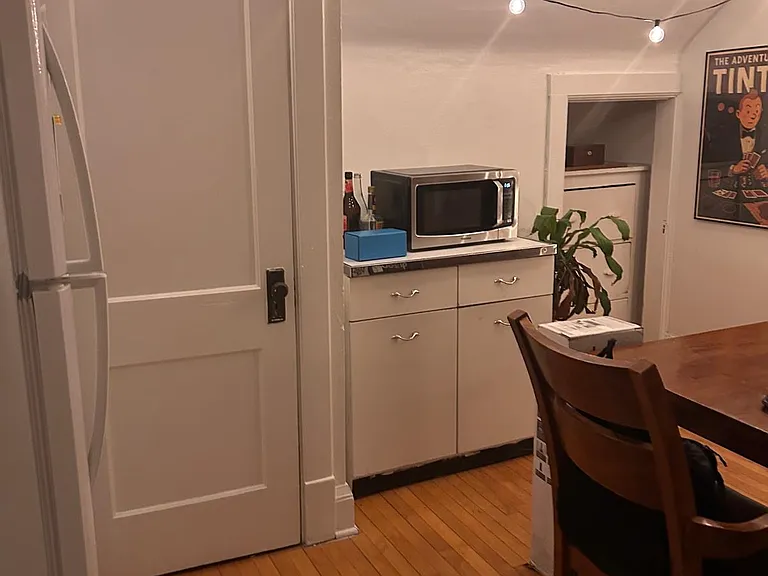 2825 N Downer Ave — Photo 5