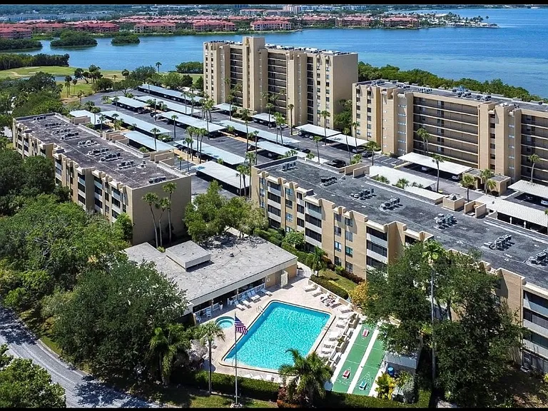 2616 Cove Cay Dr #603 — Photo 25