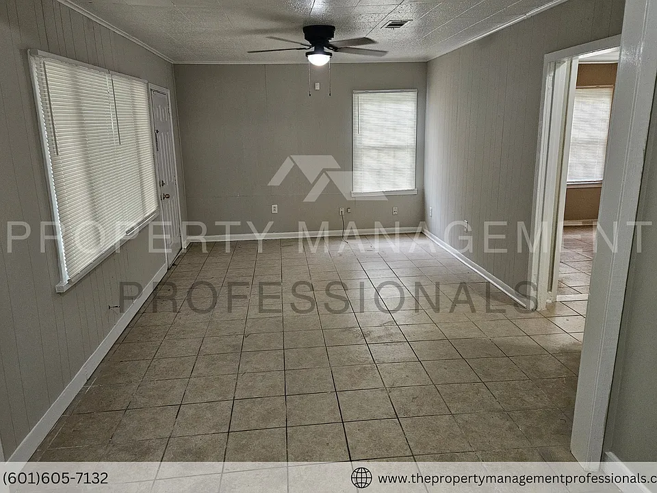140 Neatherwood Dr